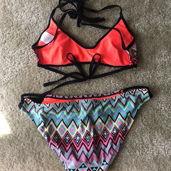 Swim Suit Set - Picture 2 of 3
